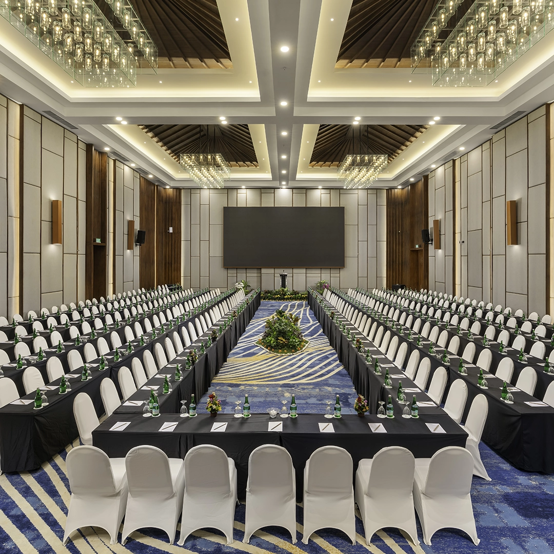 Residential Full Board Meeting Single