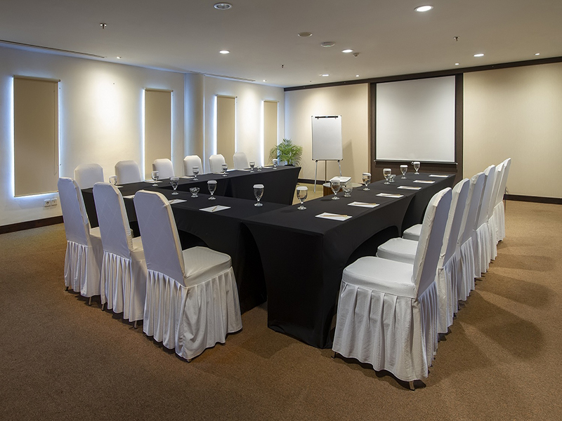 Full Day Meeting Room Rental