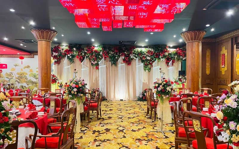 Golden Lotus Chinese Restaurant